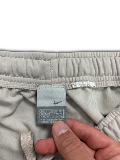 Nike 00’s vintage open leg Beige / Black baggy trackpant