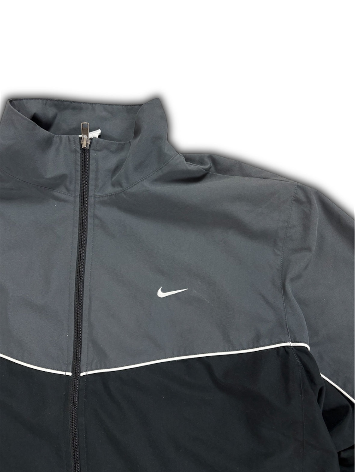 Nike 00’s vintage limited edition Black / Grey / White Zip Windbreaker