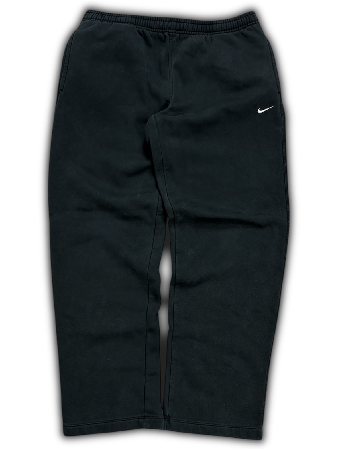 Nike 00’s vintage open leg Black / White baggy jogger